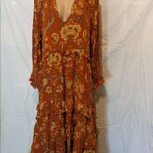 Spell and the Gypsy Aurora Maxi Dress Sz is large